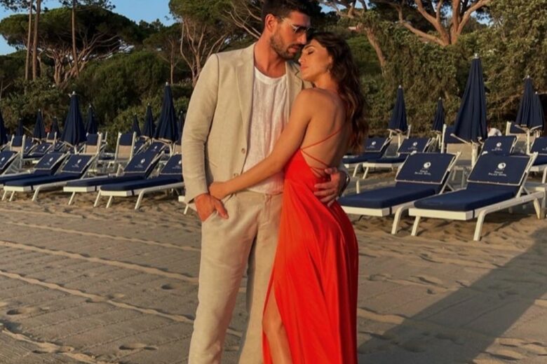 Cecilia Rodriguez e l’abito ideale per un matrimonio in spiaggia