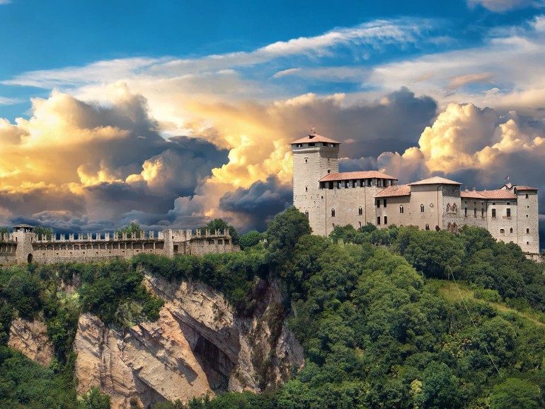 rocca di angera