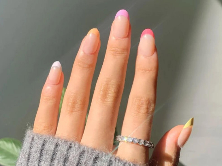 Colorfull french nails-mob