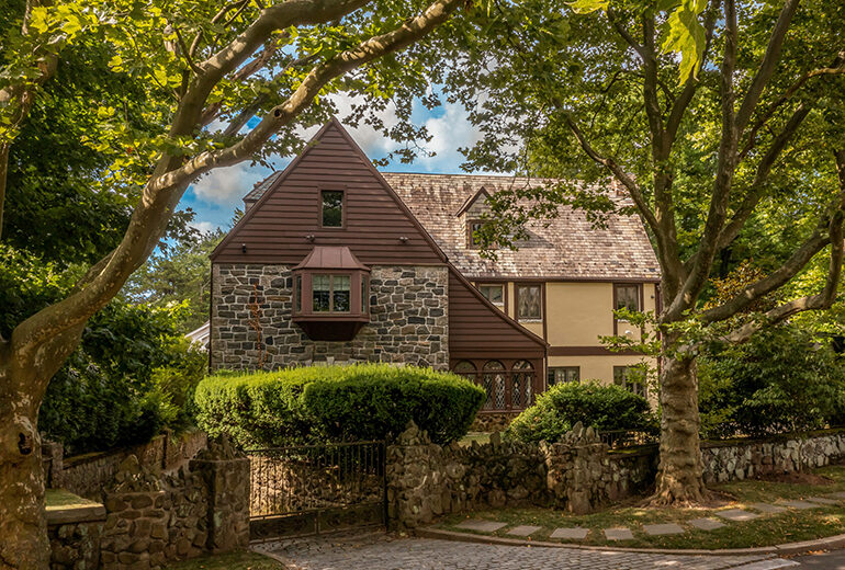 Volete una vacanza da film? La casa de “Il padrino” è su Airbnb