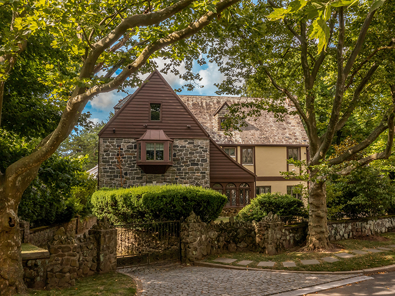 Godfather Airbnb – casa padrino – Exterior Home – Credit Marc McAndrews