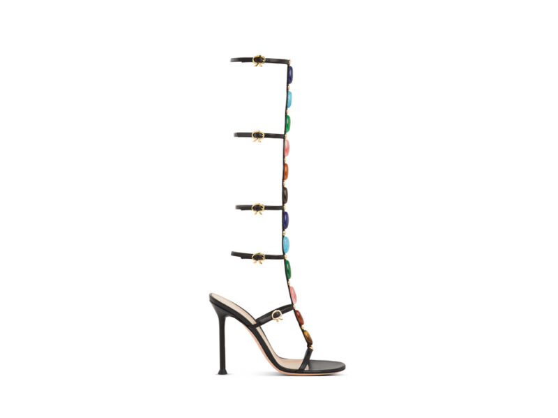 Gianvito-Rossi-Spring-Summer-2023_01