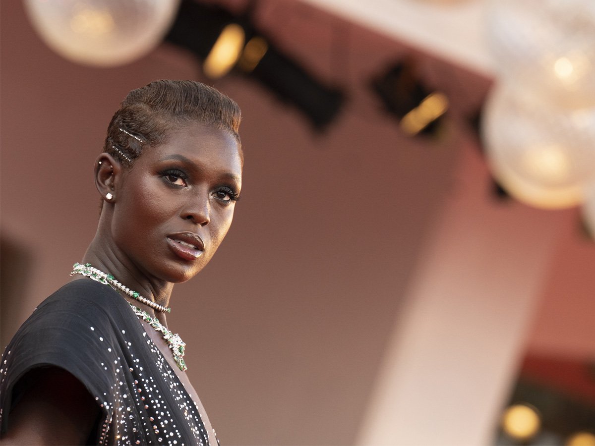 festival-venezia-2022-tutti-migliori-beauty-look-red-carpet-star-04