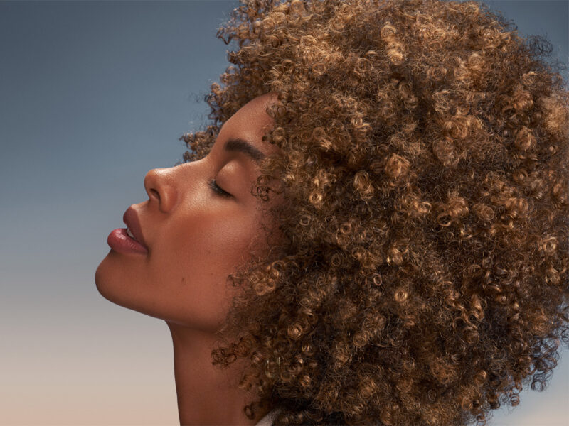 tagli-capelli-medi-saloni-autunno-inverno-2022-2023-aveda-01