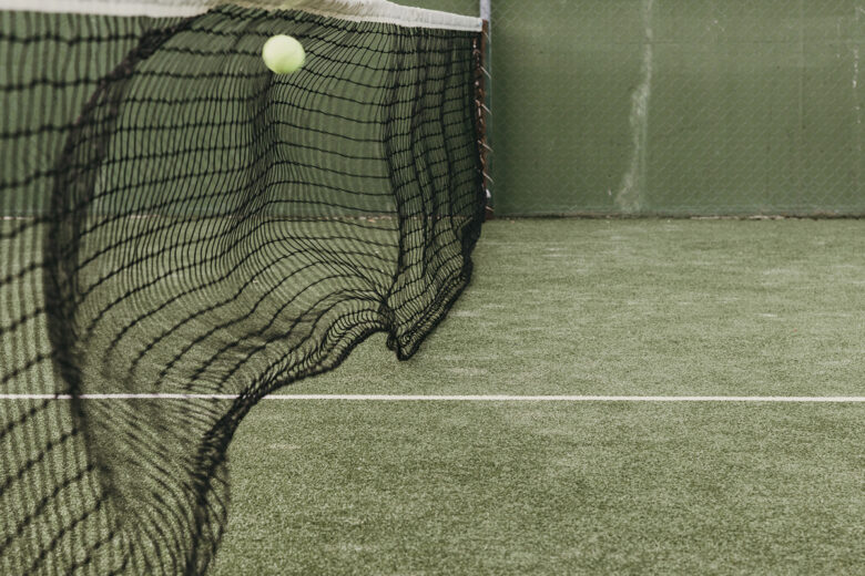 Padel: 10 cose da sapere sullo sport più trendy del momento