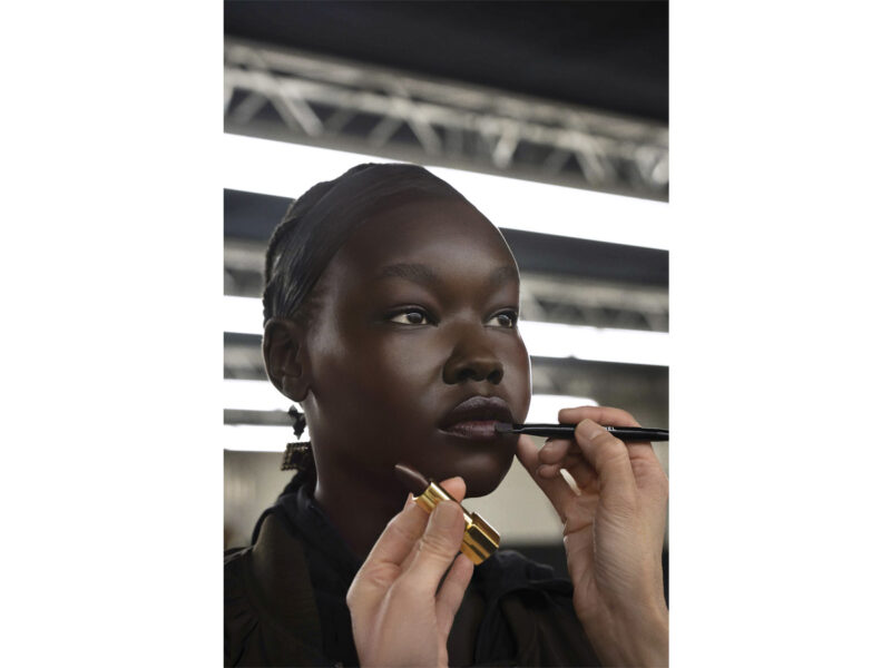 chanel-beauty-backstage-sfilata-estate-2023-09