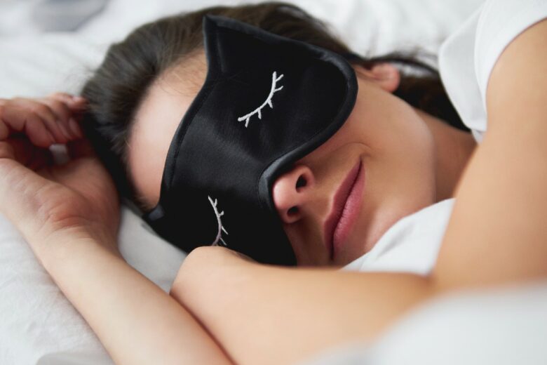 3 trucchi originali per addormentarsi velocemente
