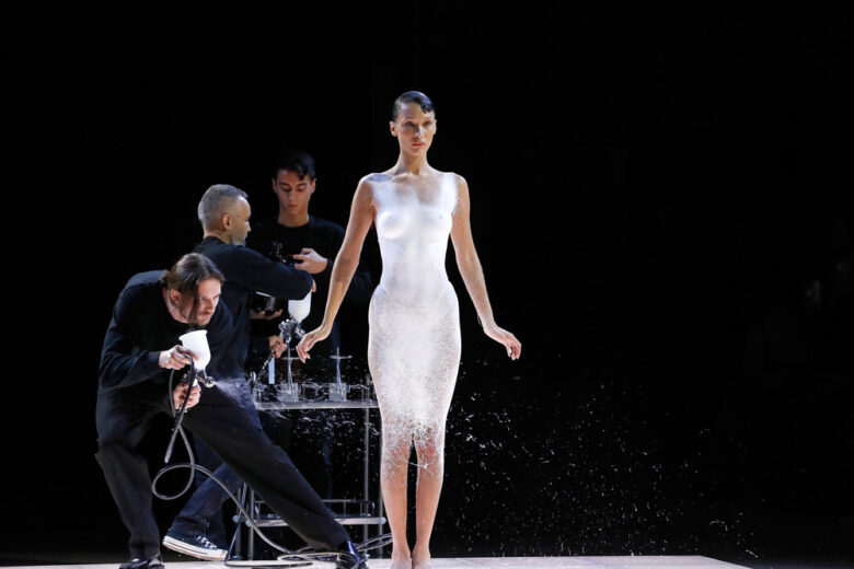 Coperni: tutto quello che dovreste sapere sul brand più chiacchierato della Paris Fashion Week