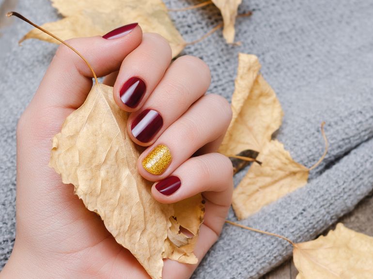 mobile nail art autunno 2022