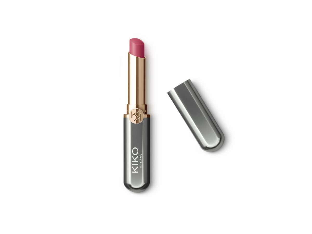 rossetto viva magenta colore pantone 2023 02