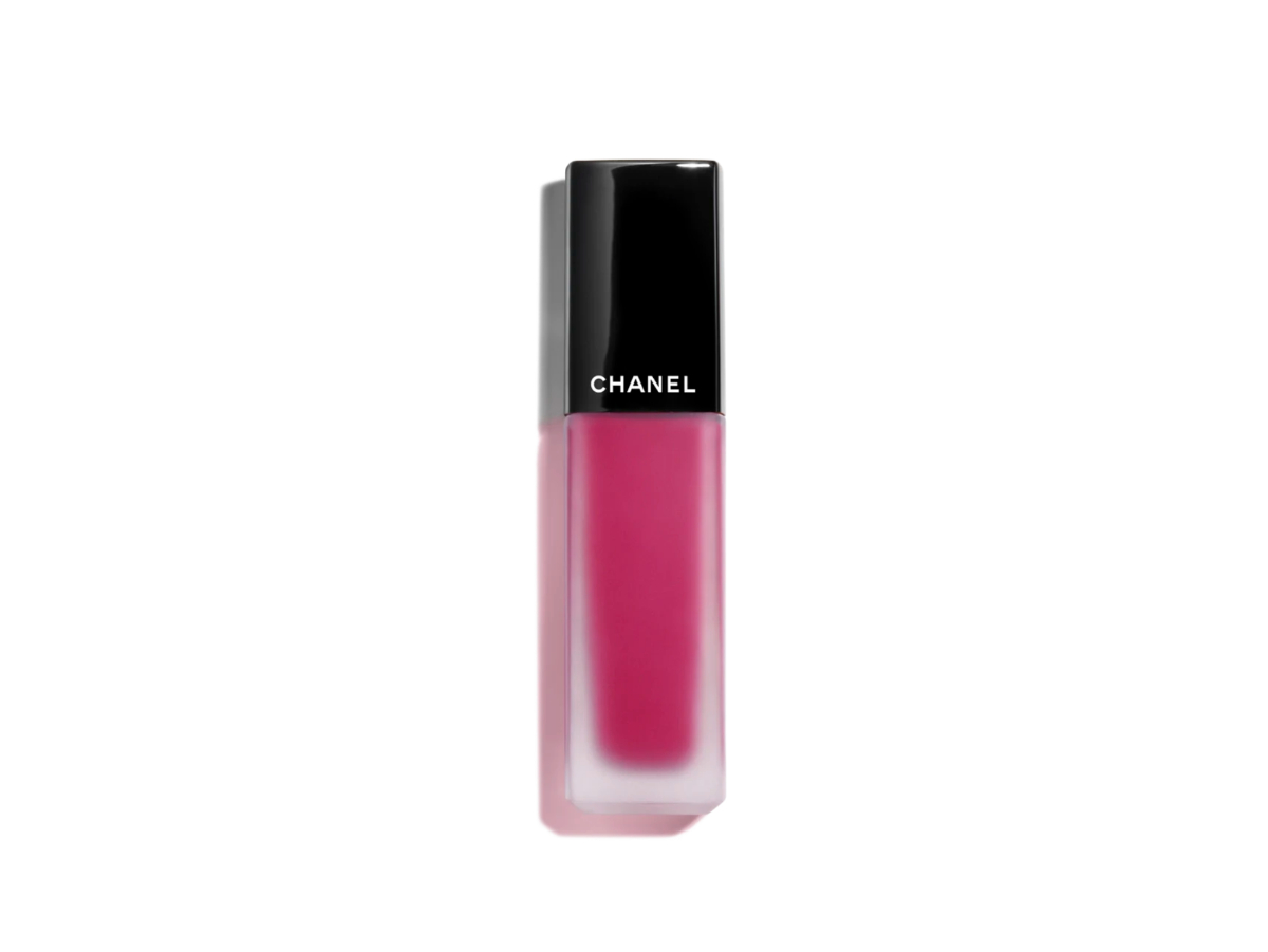 rossetto-viva-magenta-colore-pantone-2023-05