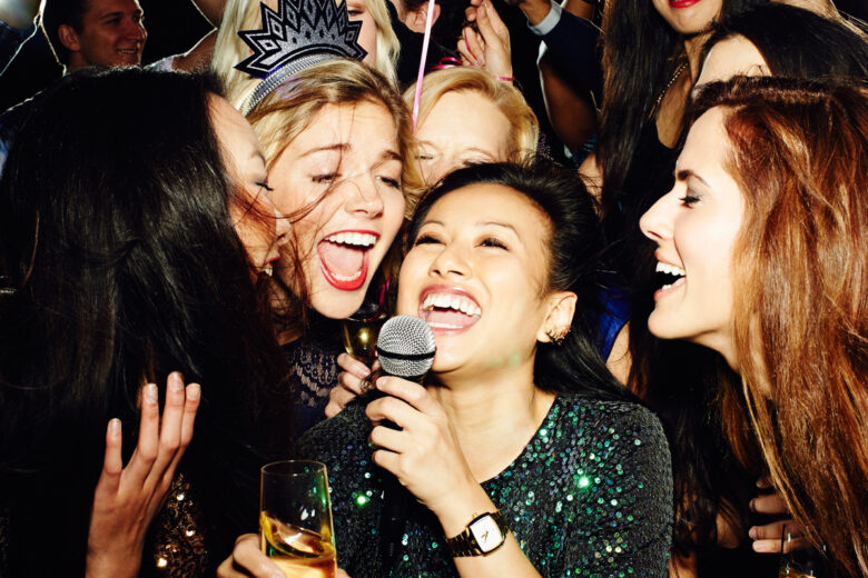 Cosa indossare a una festa (secondo la psicologia della moda)