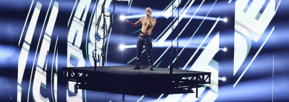 Fedez Sanremo 2023 hero DESK