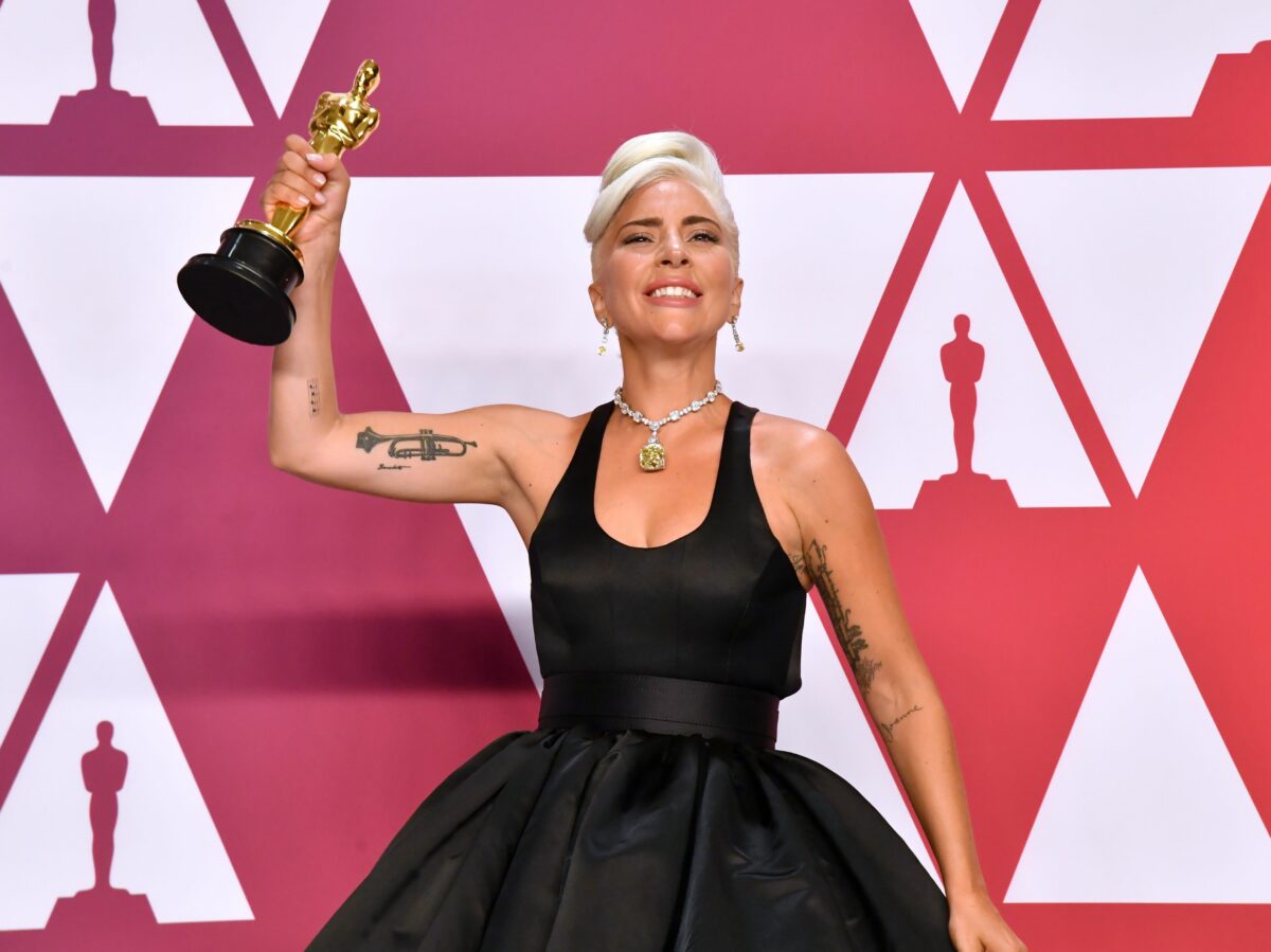 Lady Gaga vince Oscar per Shallow