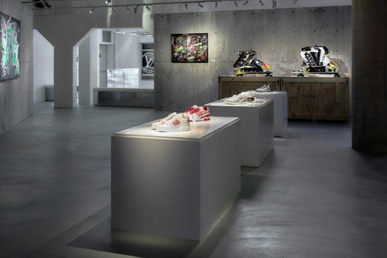 ￼“White Canvas: LV Trainer in Residence”, tre limited edition in mostra al Louis Vuitton Garage di Milano