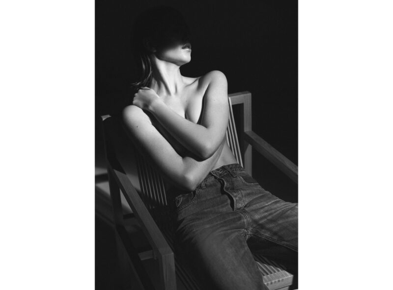 02_Lois_Jeans