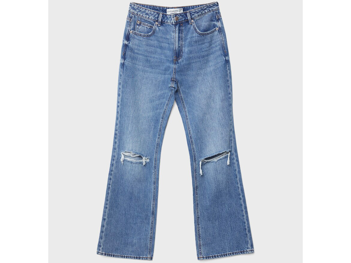 jeans-flare-con-strappi-stradivarius