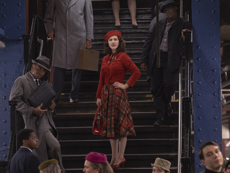 mobile_mrs maisel_grazia