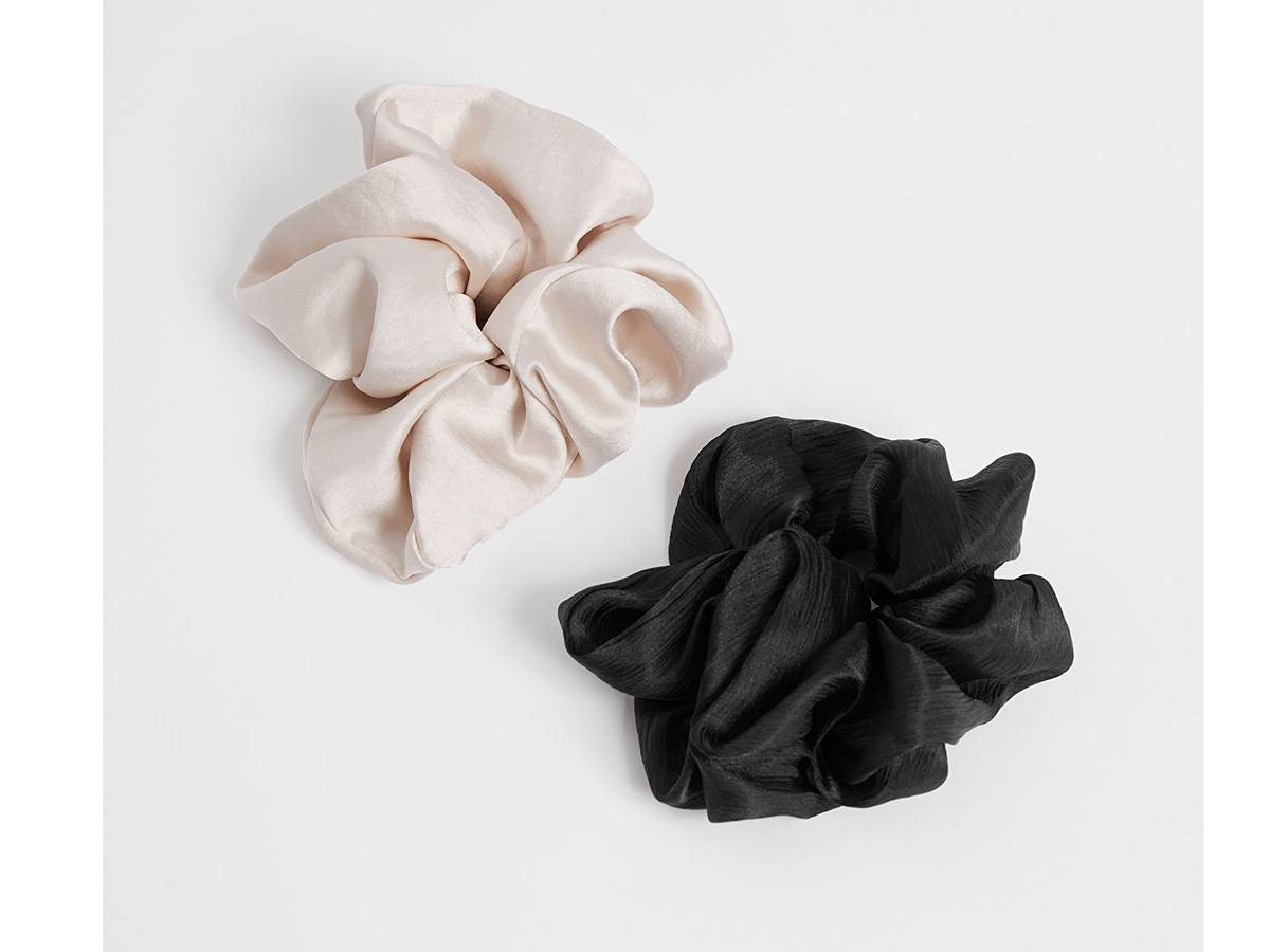 scrunchie-extra-large-satin-and-other-stories