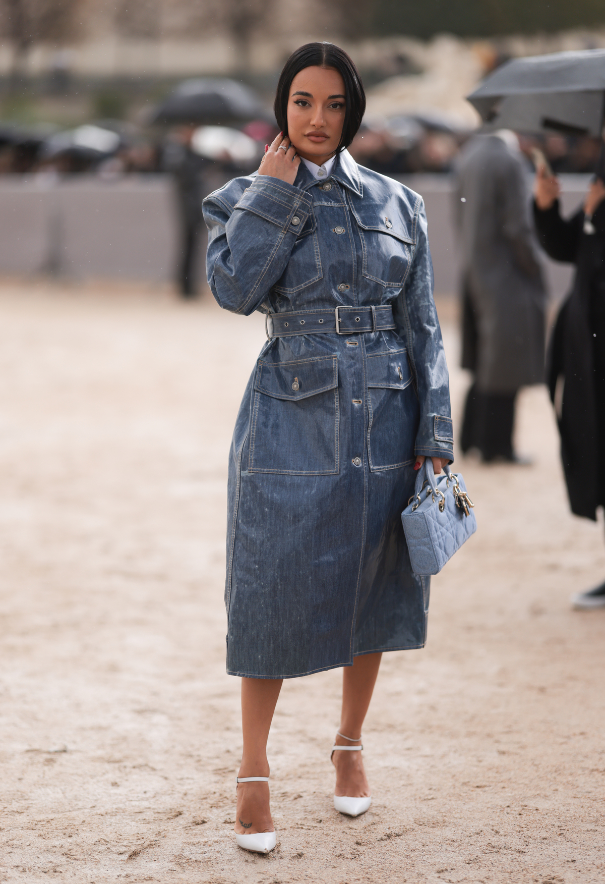 Street Style – Paris Fashion Week – Womenswear Spring/Summer 2023 – Day One