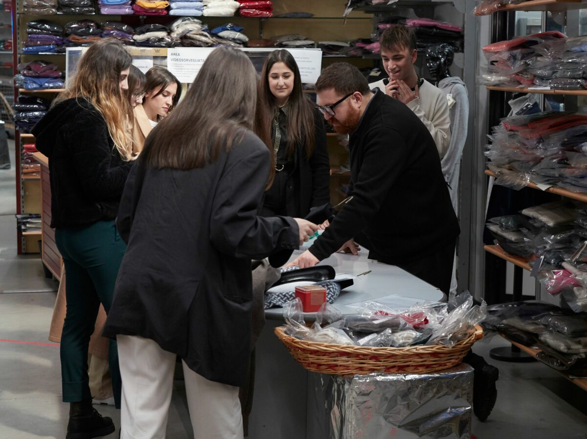 Amazon progetto dress your story (5)