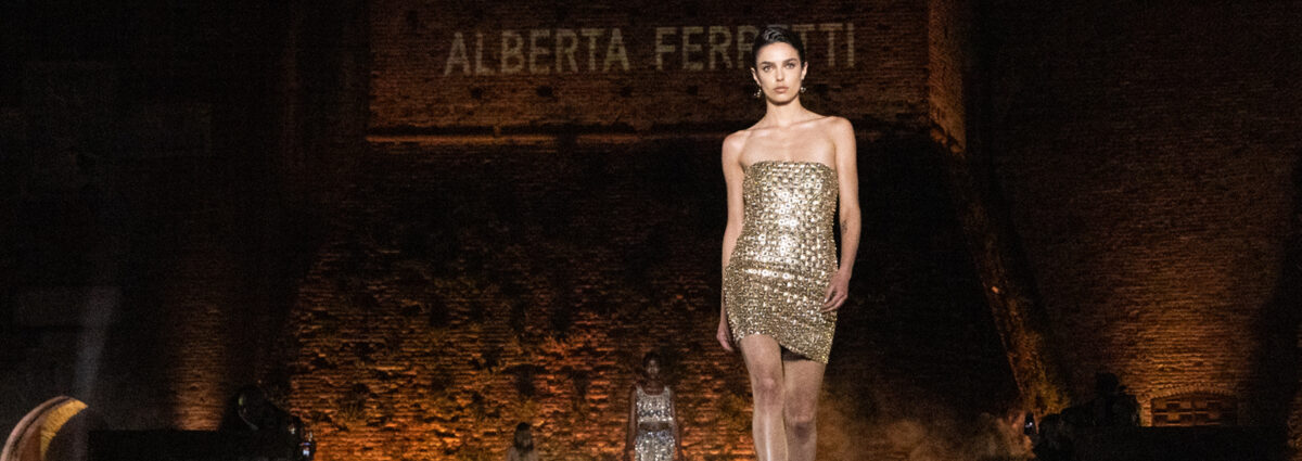 DESK_Alberta_Ferretti