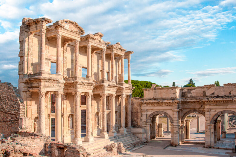 Viaggi “mitici”: come vedere 10 patrimoni Unesco in 10 giorni