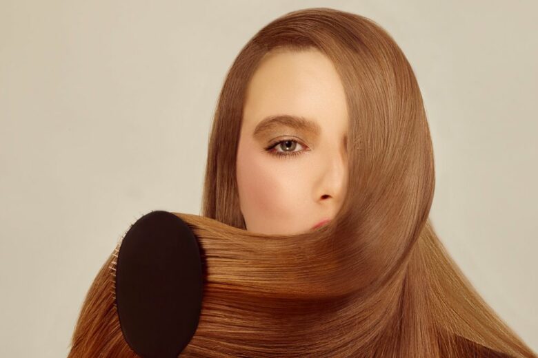 L’olio di cocco è perfetto per i capelli: ecco come usarlo e quale scegliere