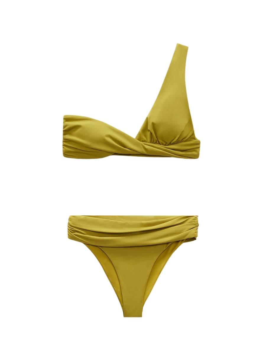 Costumi da bagno come sceglierli in base alla forma del fisico