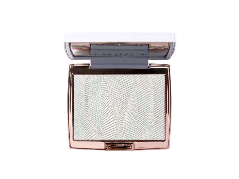 trucco-effetto-abbronzatura-trend-estate-2023-make-up-mac-cosmetics-07