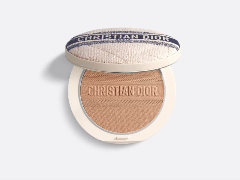 trucco-effetto-abbronzatura-trend-estate-2023-make-up-mac-cosmetics-02