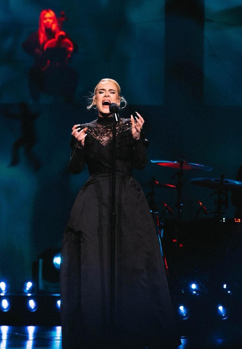 ok Adele in Dior