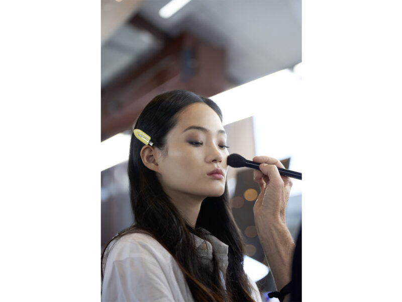 beauty-look-make-up-chanel-sfilata-haute-couture-autunno-inverno-2023-2024-12