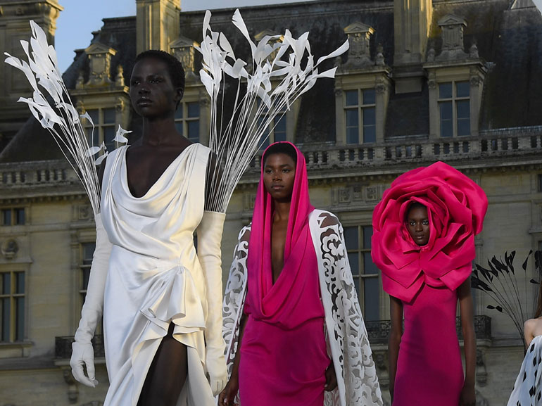 COVER-haute-couture-fall-2023-MOB