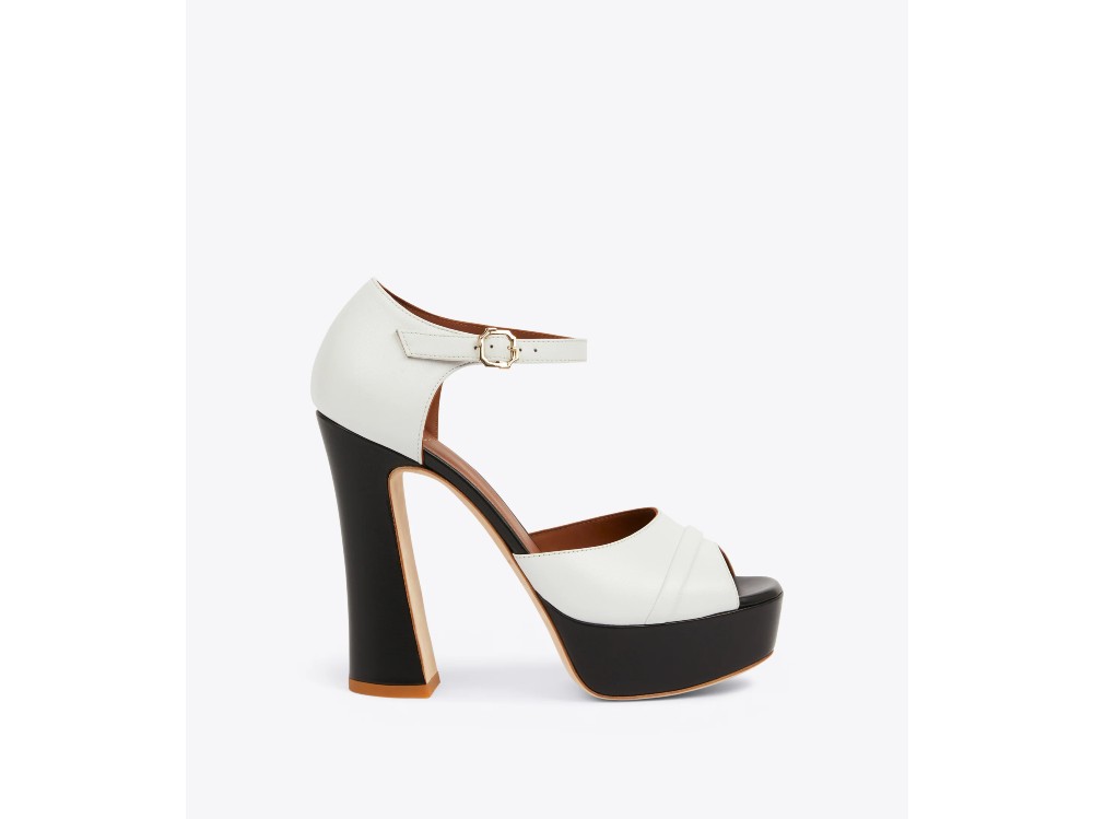 ok Malone Souliers_SS23_YURI-125-14_WHITE_BLACK_NAPPA_A_12528cd4-8b89-4238-9f8f-b21779ab73c6