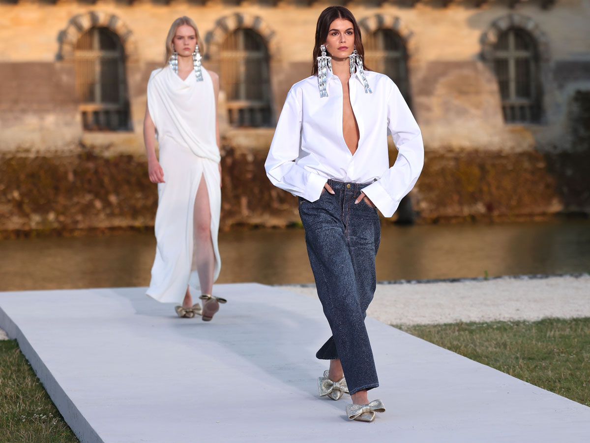 valentino-jeans-haute-couture