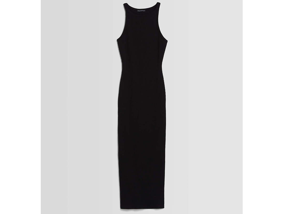 vestito-nero-in-maglia-a-coste-bershka