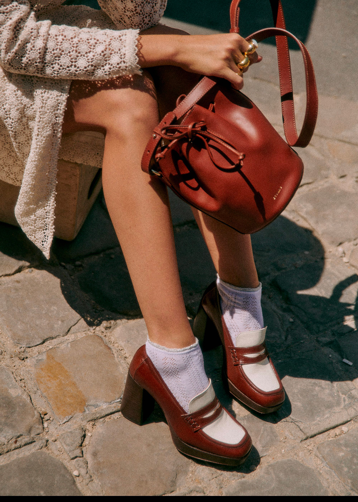 Sézane_FW23_10-anni-Capsule-Collection_Bourse-Mini-FARROW-Cuir-Naturel-Heritage