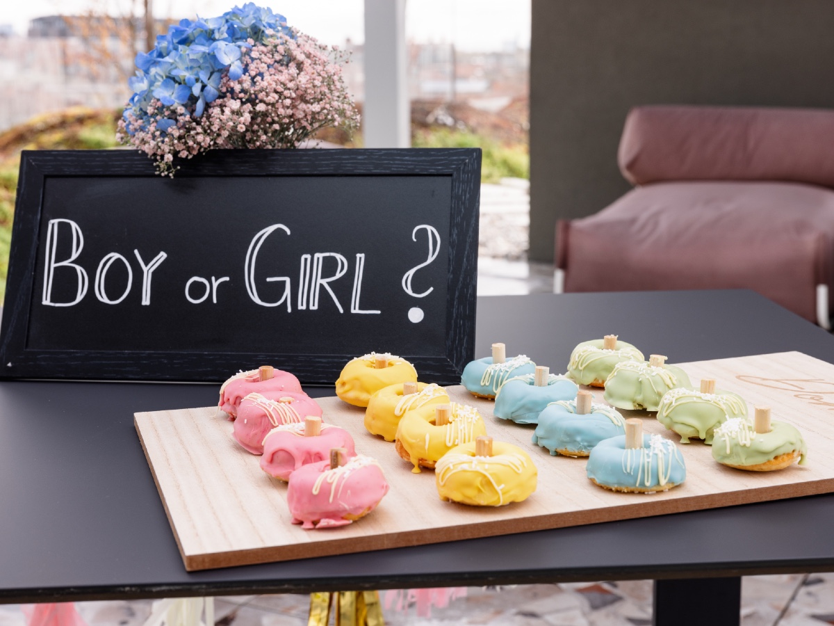 GettyImages-gender reveal party