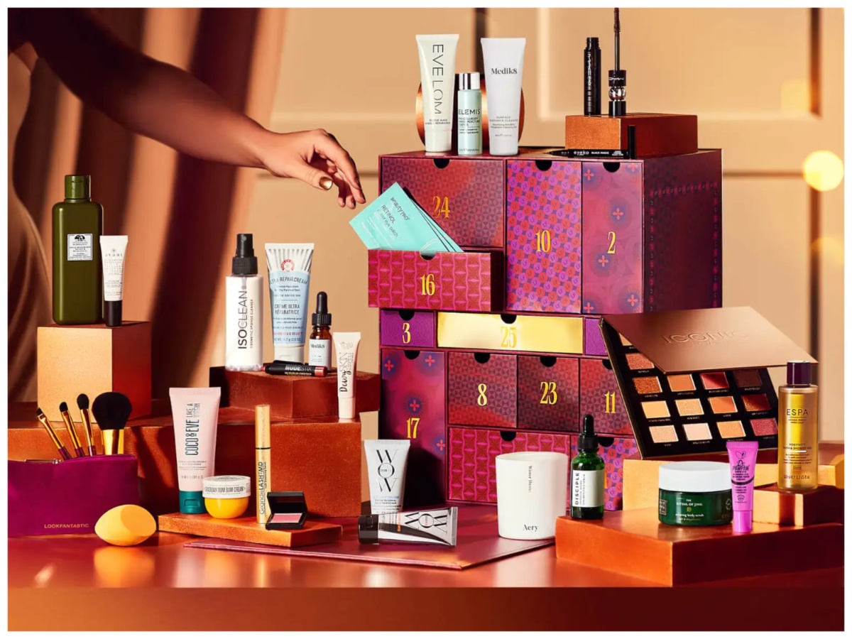 calendari-avvento-beaury-2023-sephora-kiko-skincare-essence-profumi-12