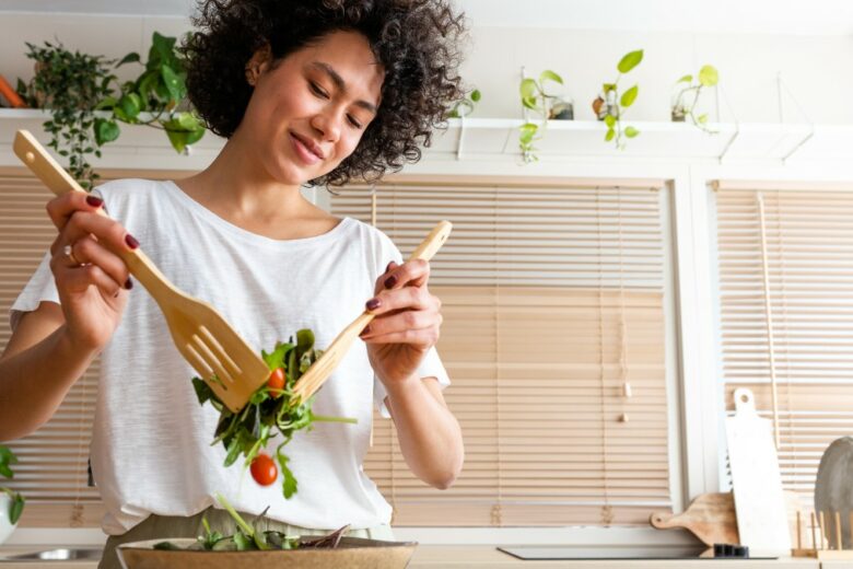 Dieta della longevità: cosa mangiare per vivere meglio e più a lungo