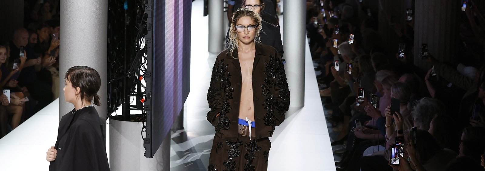 COVER-miu-miu-ss24-DESK