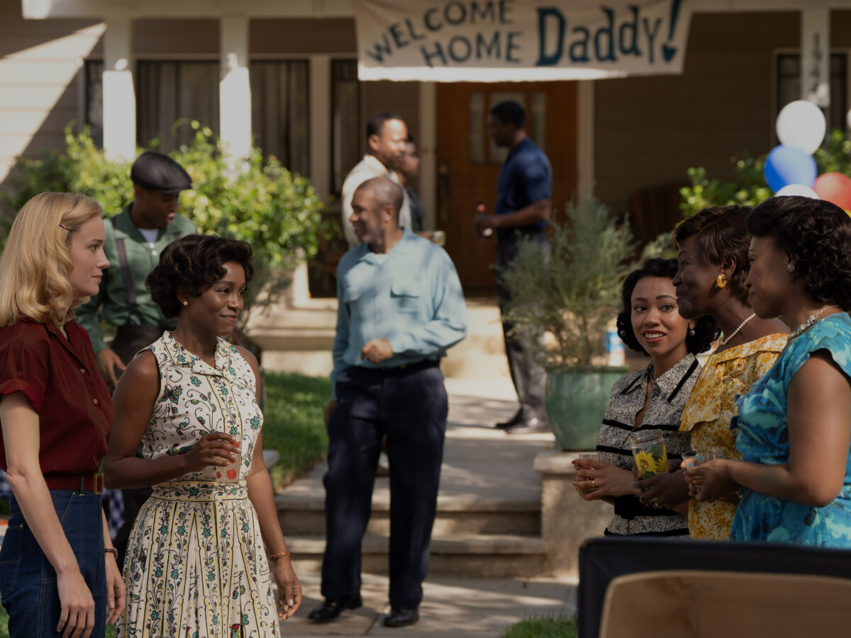 Lezioni di chimica_Elizabeth e Harriet_grazia