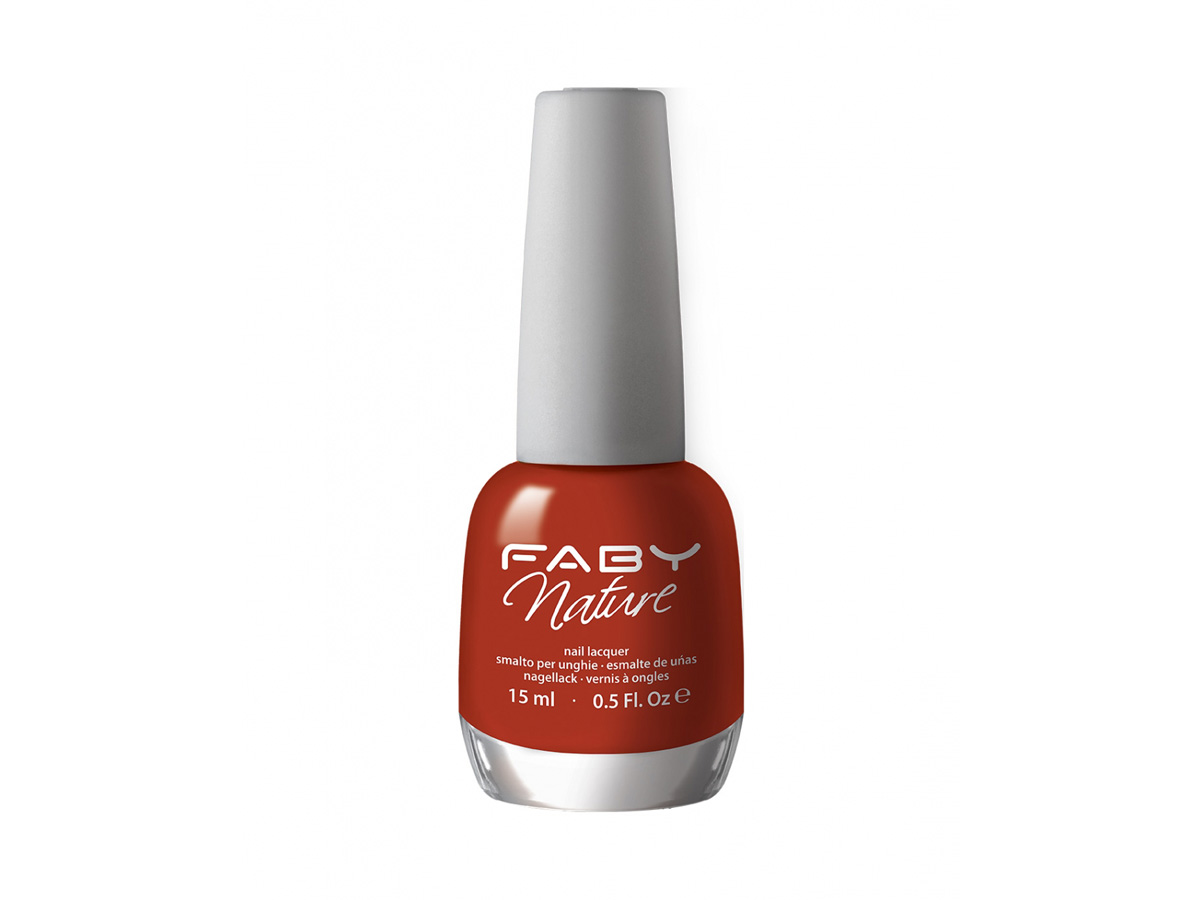 cinnamon-glaze-nails-unghie-color-cannella-smalto-autunno-inverno-2023-2024-02