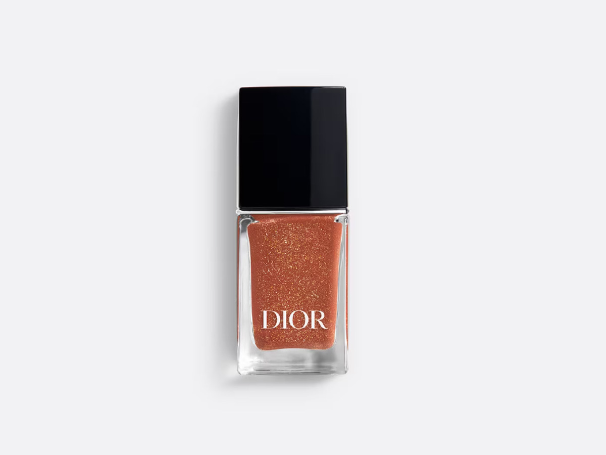 cinnamon-glaze-nails-unghie-color-cannella-smalto-autunno-inverno-2023-2024-05