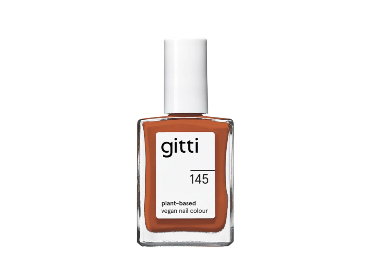cinnamon-glaze-nails-unghie-color-cannella-smalto-autunno-inverno-2023-2024-06