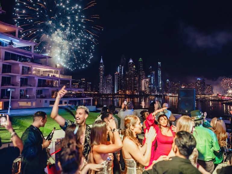 Dubai FIVE Palm Jumeirah _Maiden Shanghai_NYE2024_2