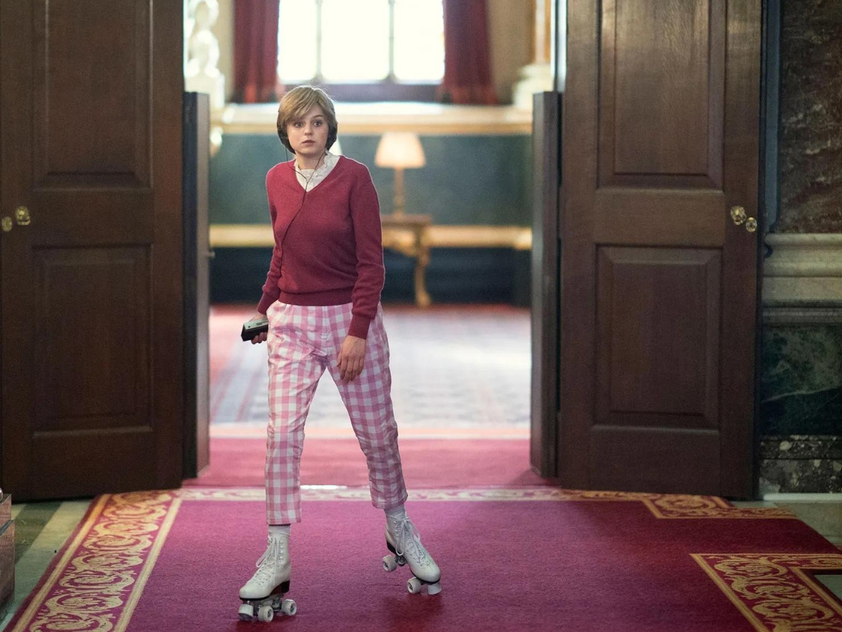 Emma Corrin Diana The Crown grazia