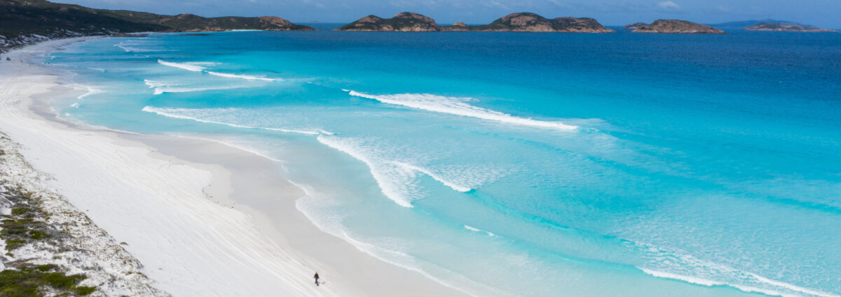 Western Australia Aerial view of Lucky Bay, near Esperance (c)Tourism Western Australia