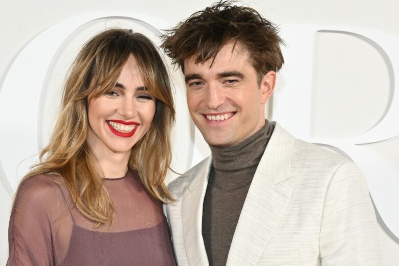 Robert Pattinson e Suki Waterhouse si sposano: «Sono emozionati per il loro futuro insieme»